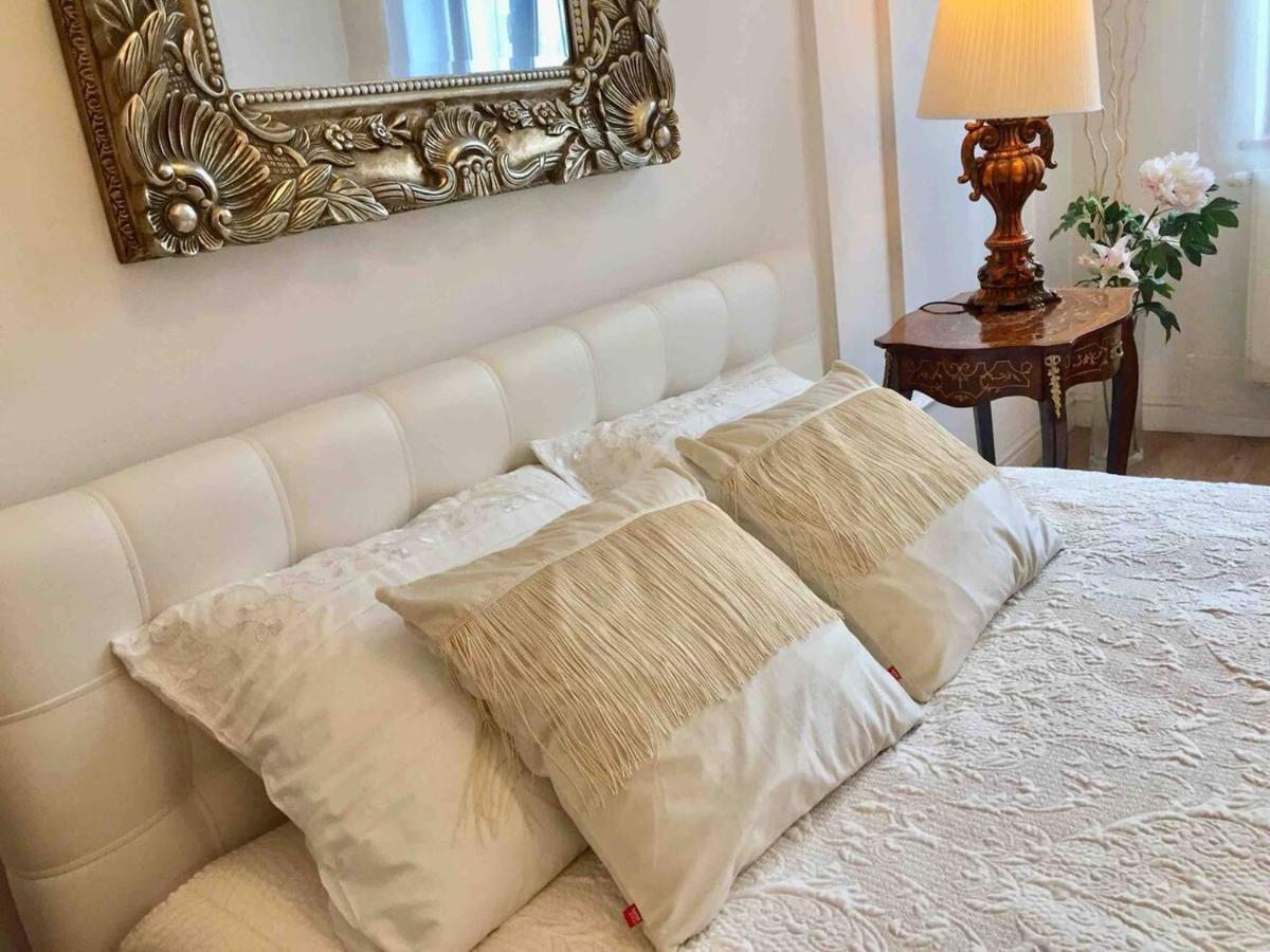 Studio Appartment In Old Town 克拉科夫 外观 照片