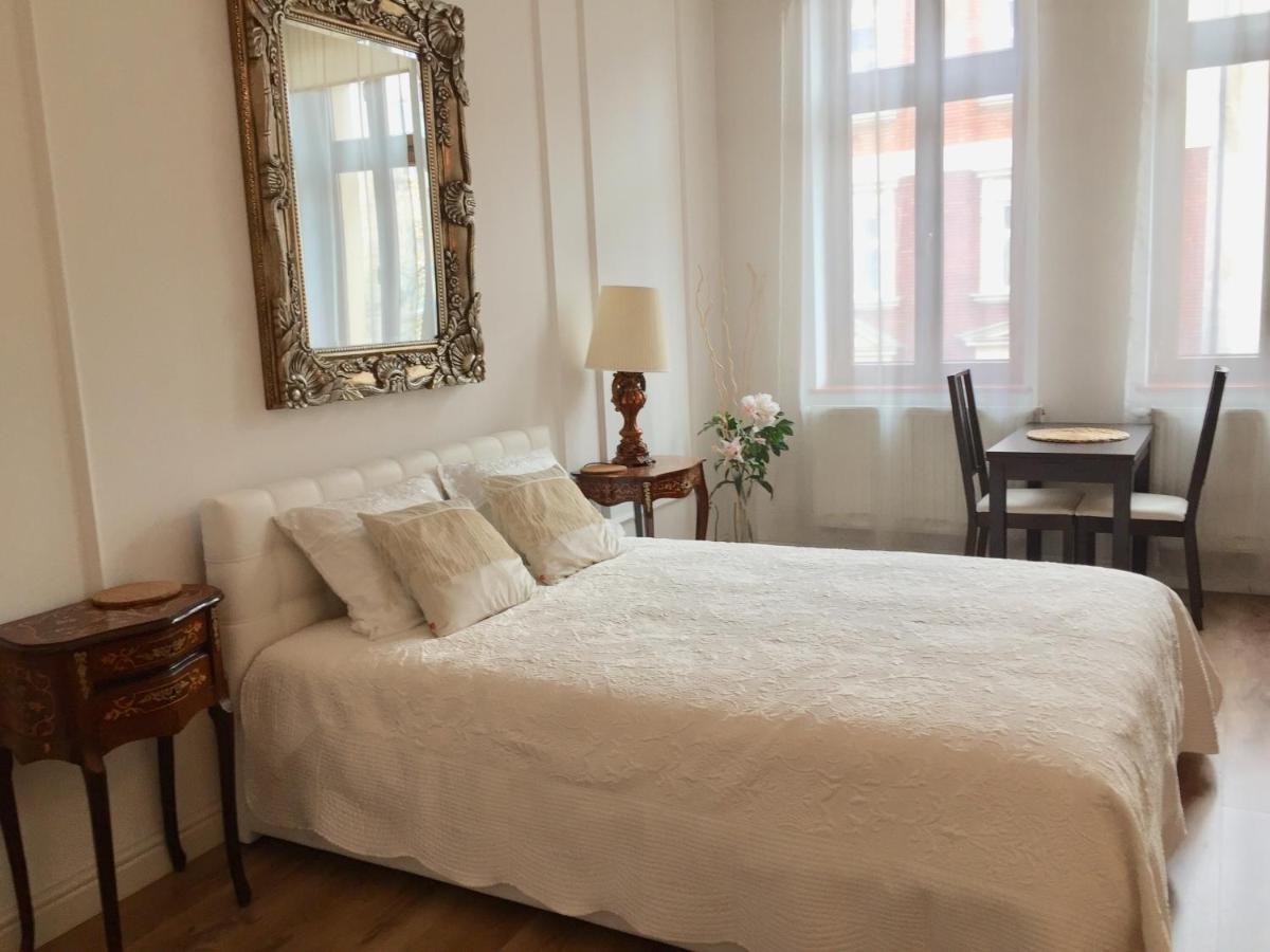 Studio Appartment In Old Town 克拉科夫 外观 照片
